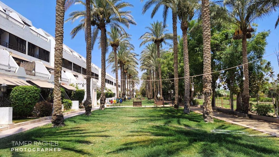 Six Corners Resort Abū Sulţān エクステリア 写真