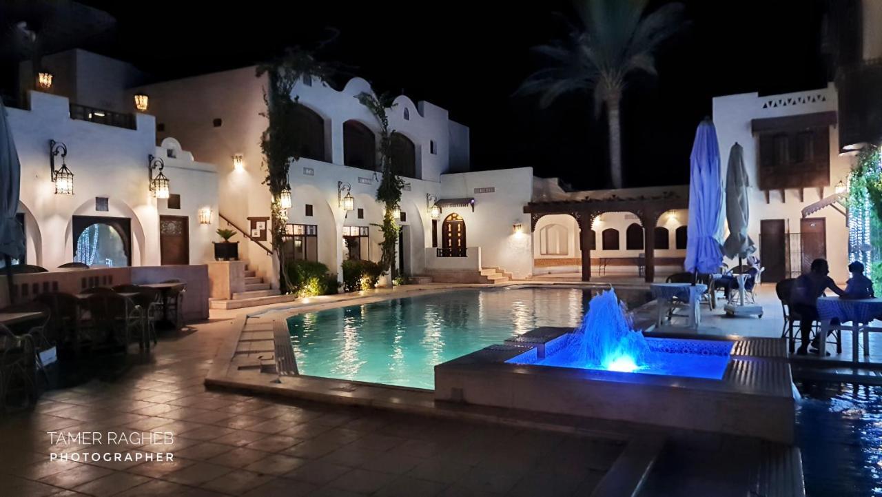 Six Corners Resort Abū Sulţān エクステリア 写真
