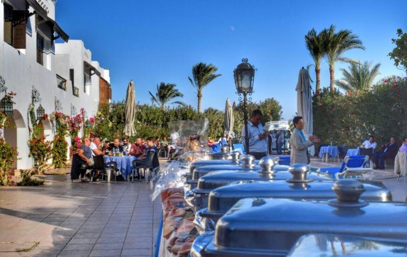 Six Corners Resort Abū Sulţān エクステリア 写真