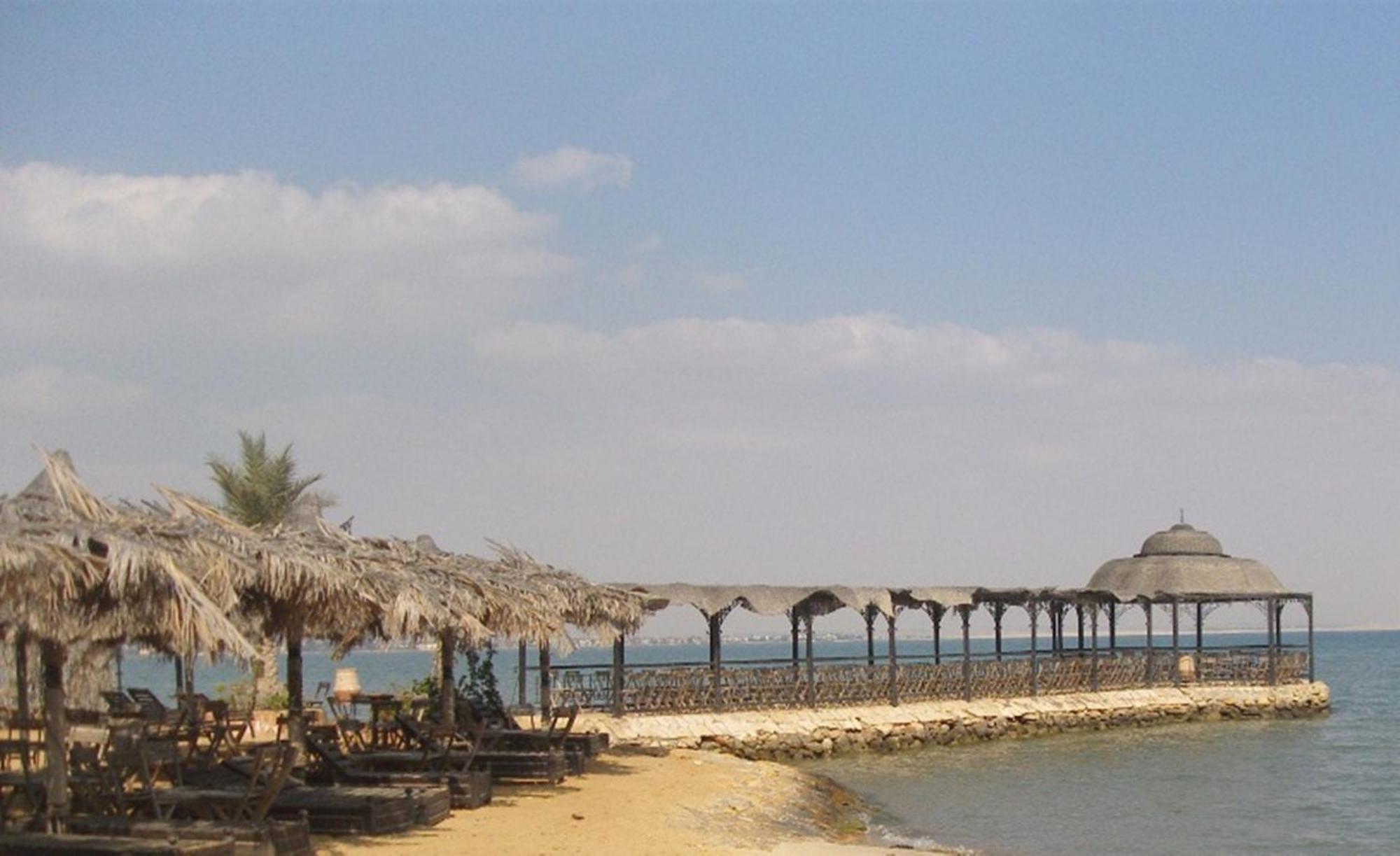 Six Corners Resort Abū Sulţān エクステリア 写真