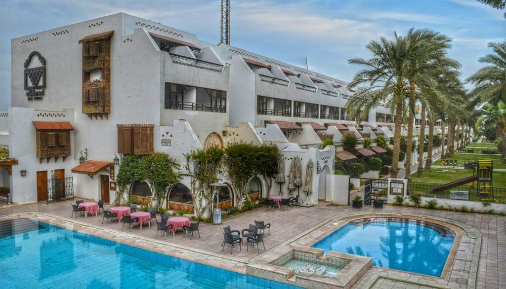 Six Corners Resort Abū Sulţān エクステリア 写真